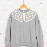 Bluză Elodie gri cu guler din dantelă