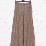 Pantaloni Betsy din stofă de lână multicoloră