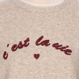 Pulover cu lână și text brodat Eloise bej