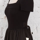 Rochie din jerse cu decolteu pătrat Domitia neagră