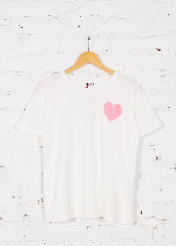 Tricou alb cu aplicație inima roz